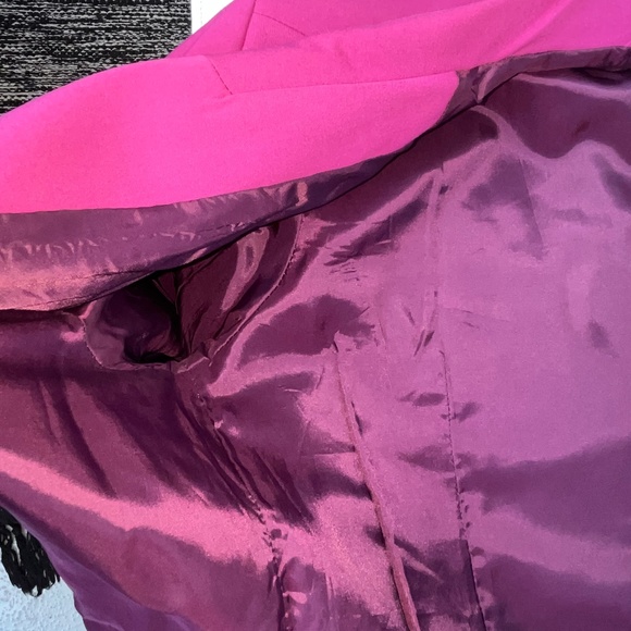 Twik (XS) dark pink tailored blazer with burgundy lining, EUC, by Simons. - Picture 11 of 16